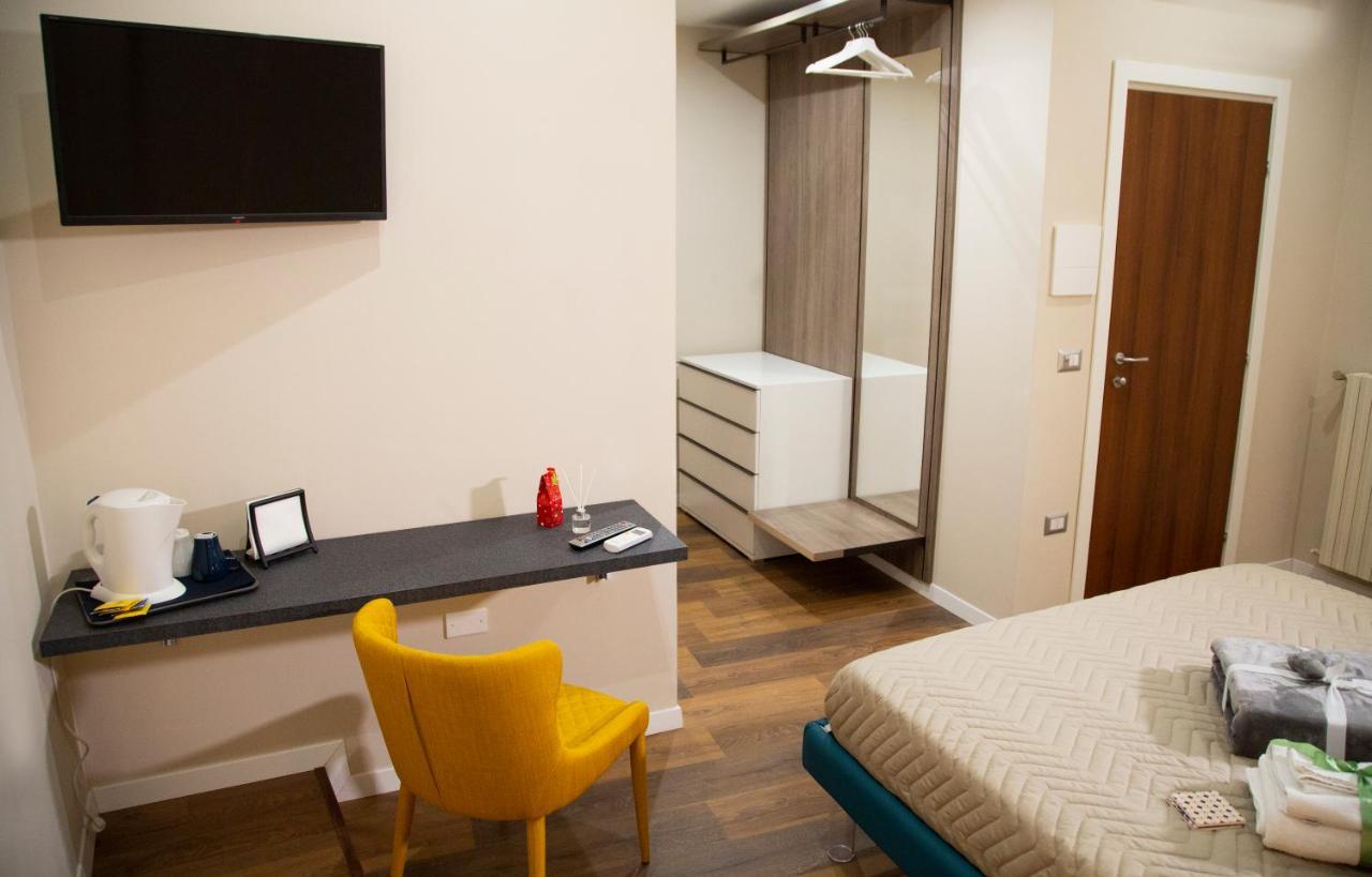 Handmade Rest Room Napoli Bagian luar foto